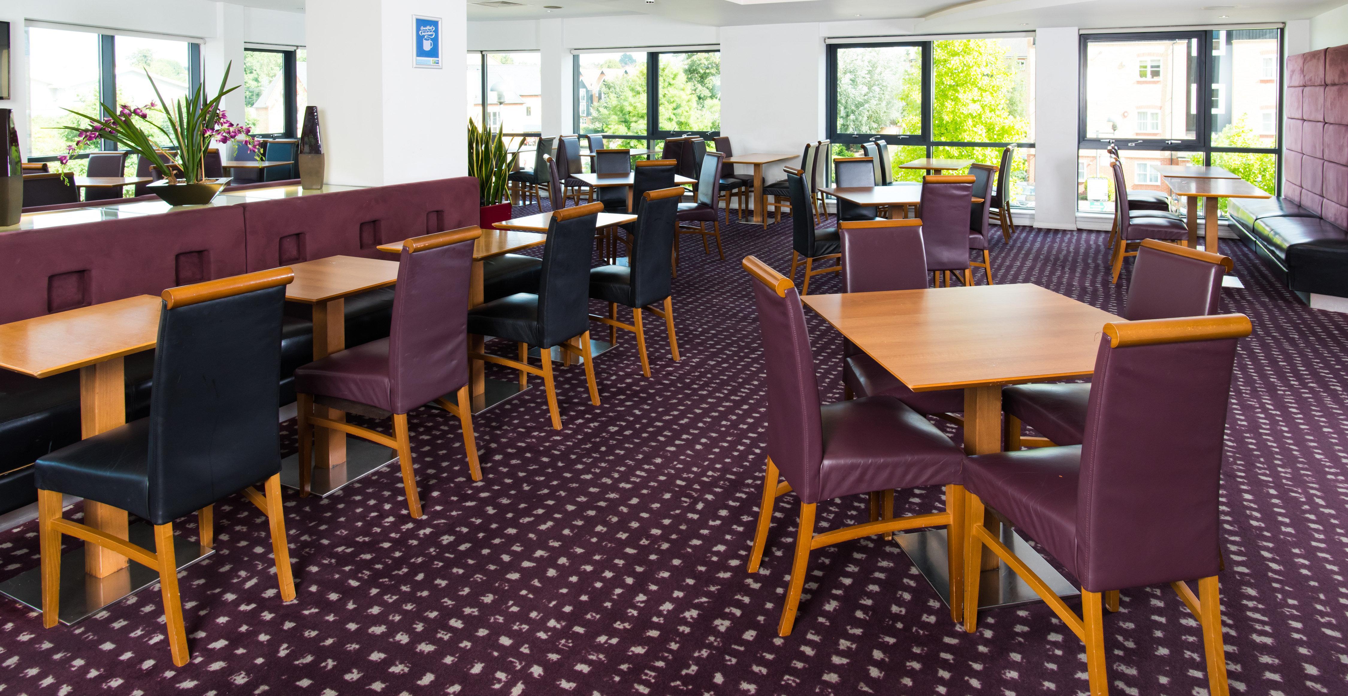 Holiday Inn Express Hemel Hempstead, An Ihg Hotel Экстерьер фото